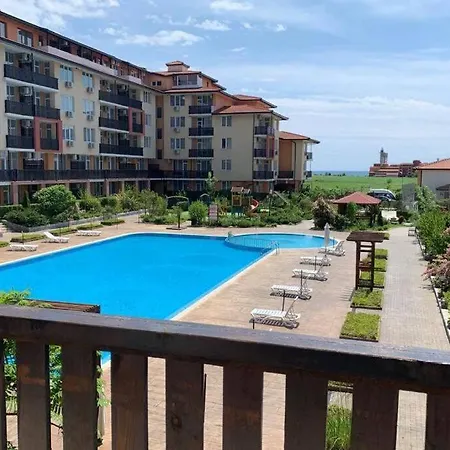 Chateau 2, With Sea View * 阿赫洛伊